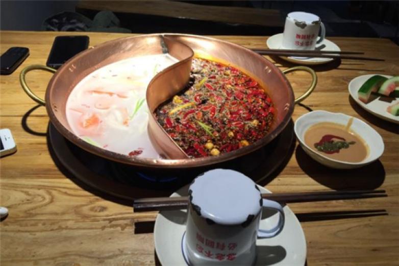 棒棒老灶火锅加盟