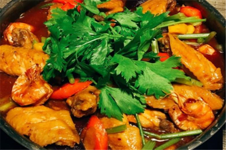 辣食尚板烧焖锅加盟