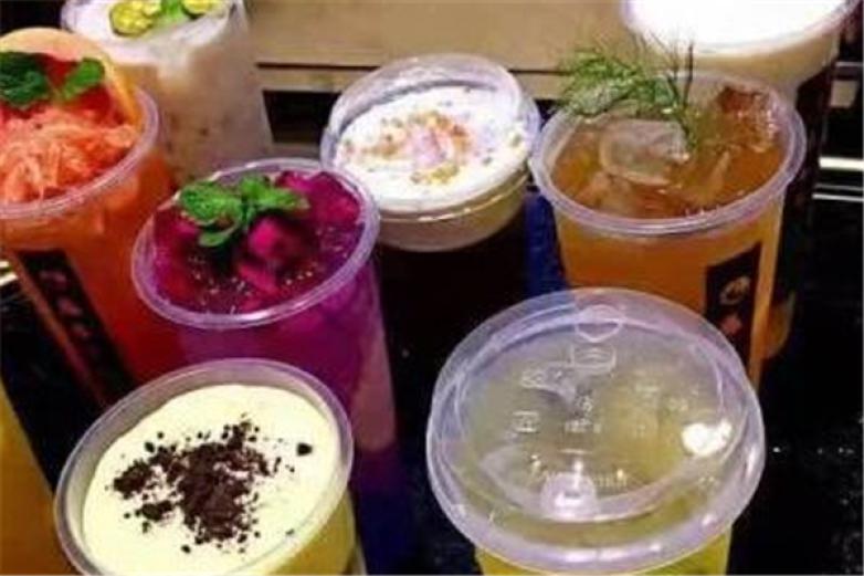 小橙大暧鲜果茶饮加盟