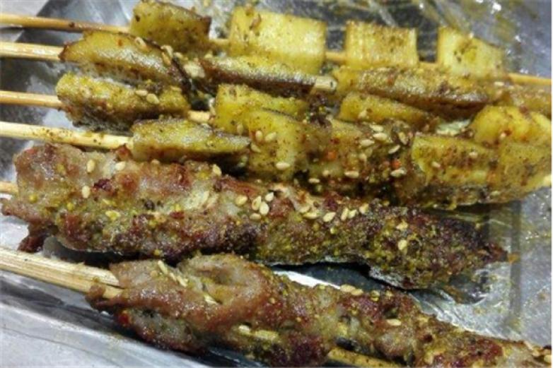 东北烧烤铁锅牛肉馆加盟