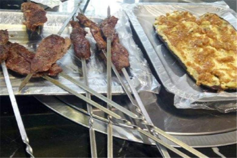 东北烧烤铁锅牛肉馆加盟