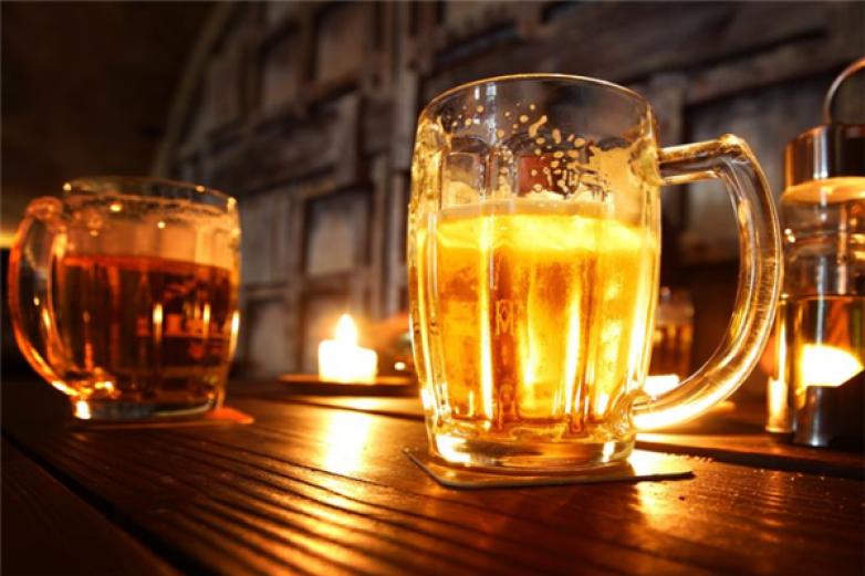 德力士啤酒加盟