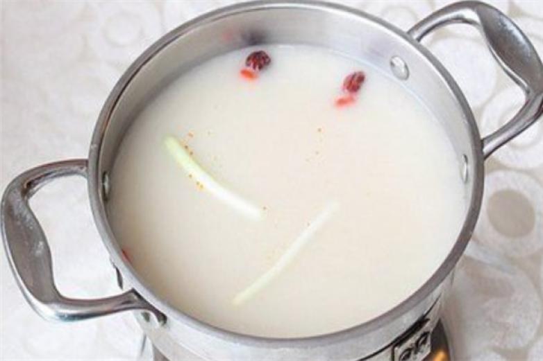 东记回转火锅加盟