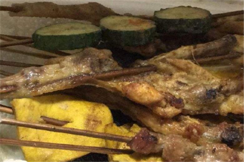 苏厝桥头烧烤加盟