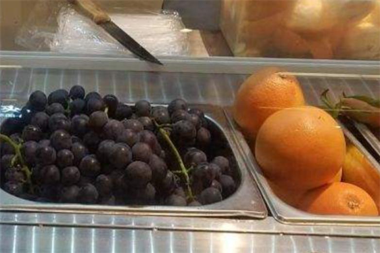 果雨吧鲜榨果汁加盟