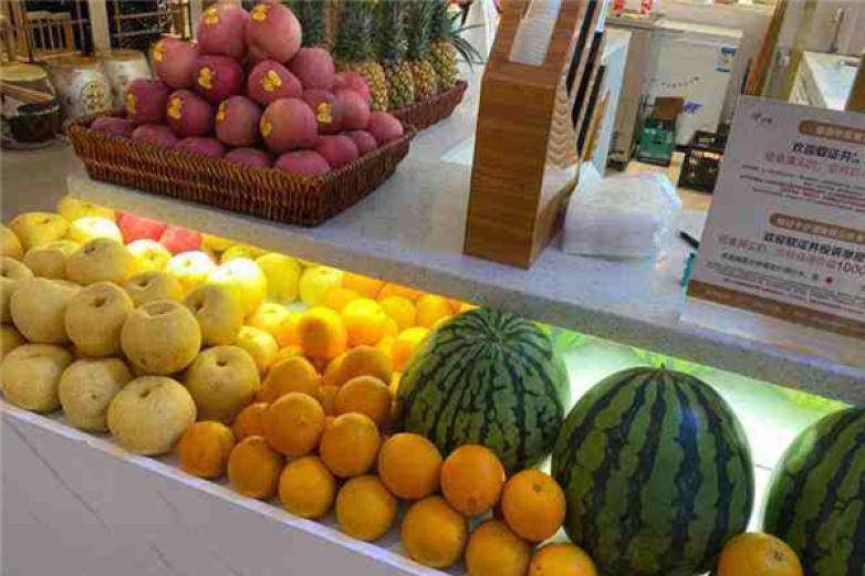 果雨吧鲜榨果汁加盟