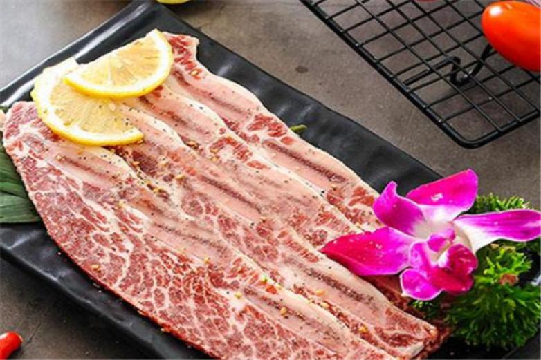 碳岩韩式烤肉加盟