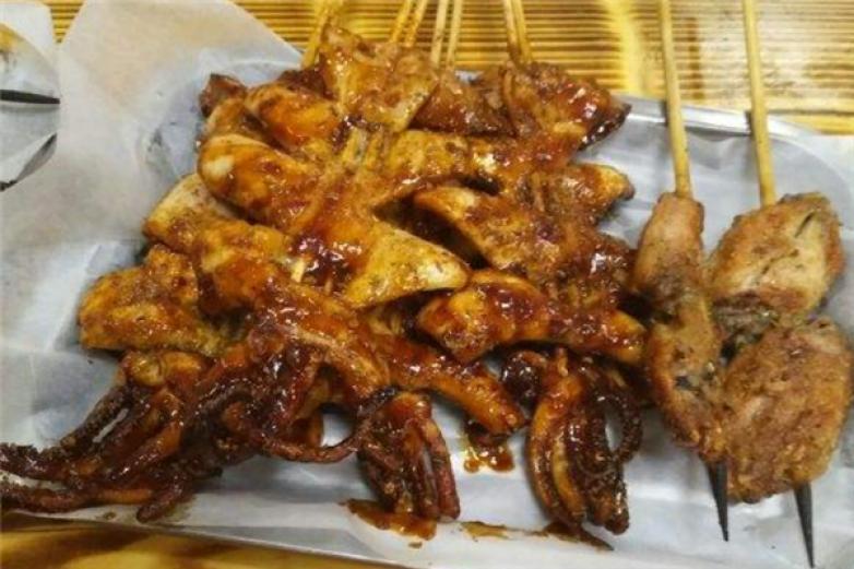 方记烧烤龙虾加盟