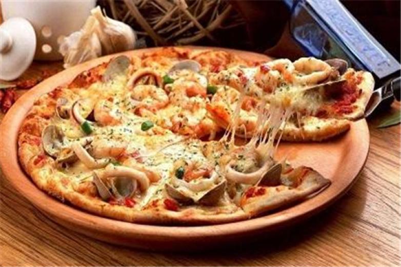 爱衣手工披萨加盟