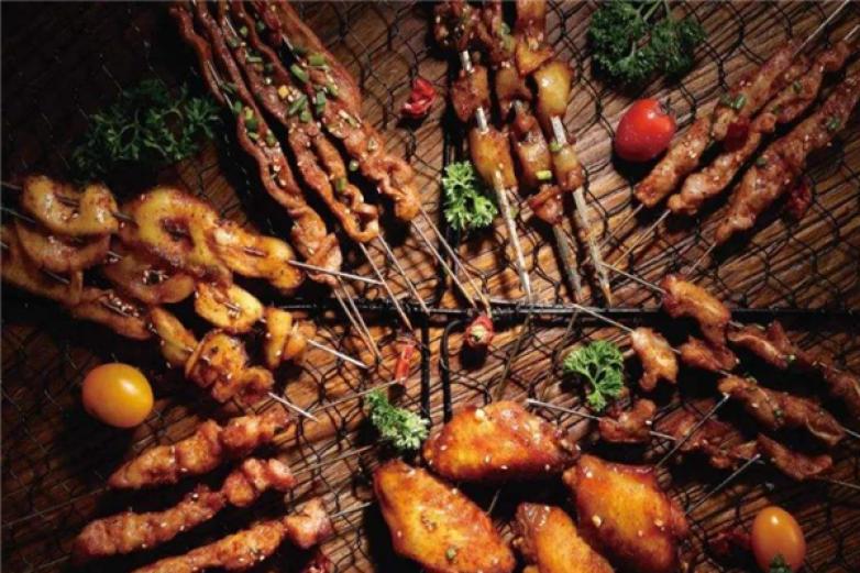 江湖烤霸烧烤加盟