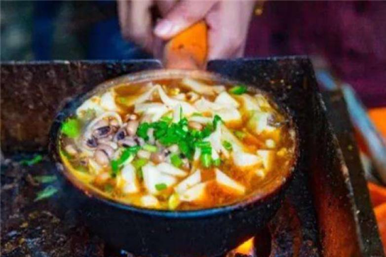 小豆面砂锅馆加盟