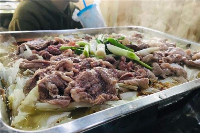 小夫妻木炭羊肉锅加盟