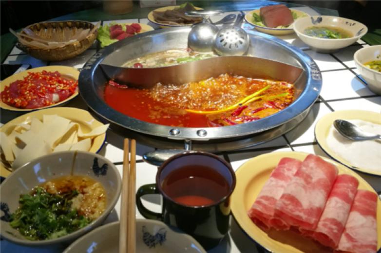 巴哥老火锅加盟