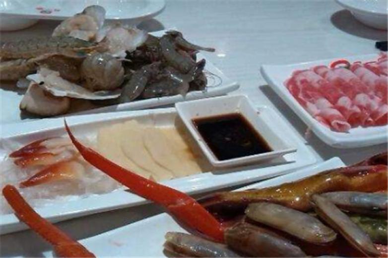 又一家海鲜自助火锅加盟