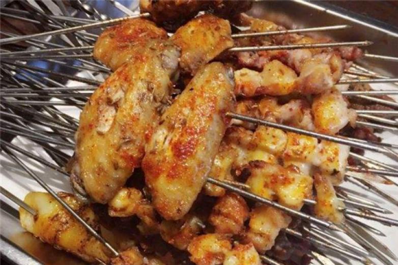 撸啊撸东北烧烤加盟