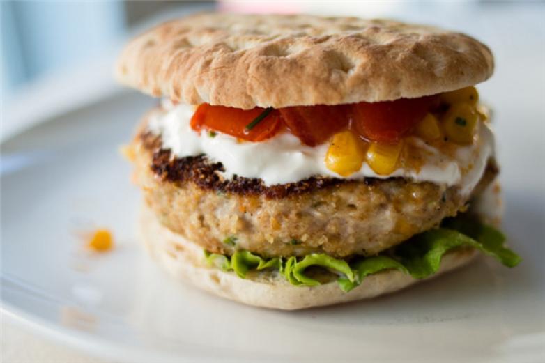 乐比客炸鸡汉堡加盟