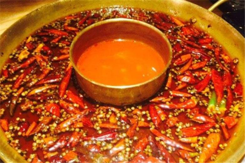 重庆美蛙鱼火锅加盟