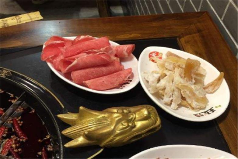  重庆王五老火锅加盟