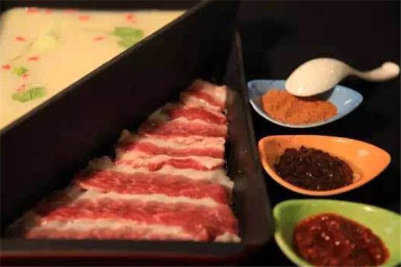 享烤享涮涮烤加盟