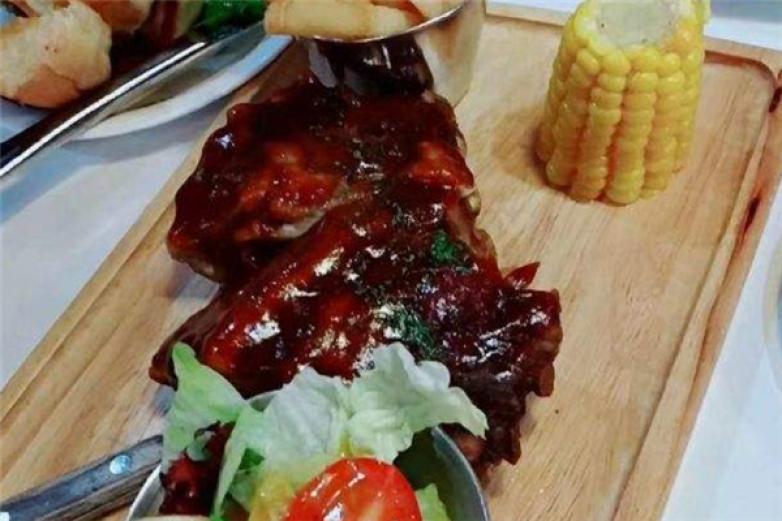 JohnnyMoo西餐加盟