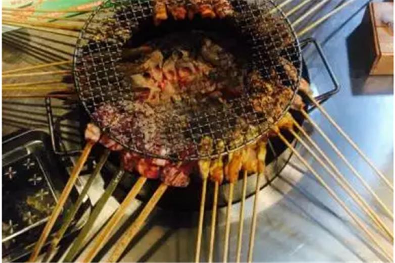 吃货撸串坊加盟