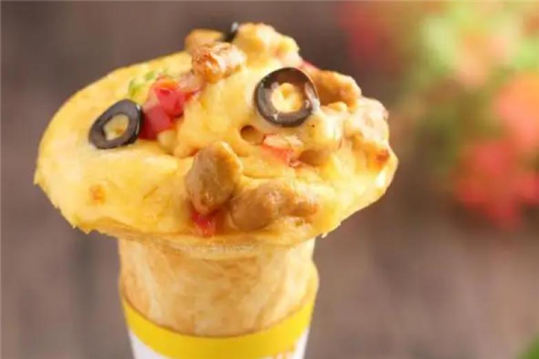 萨客思手握披萨加盟