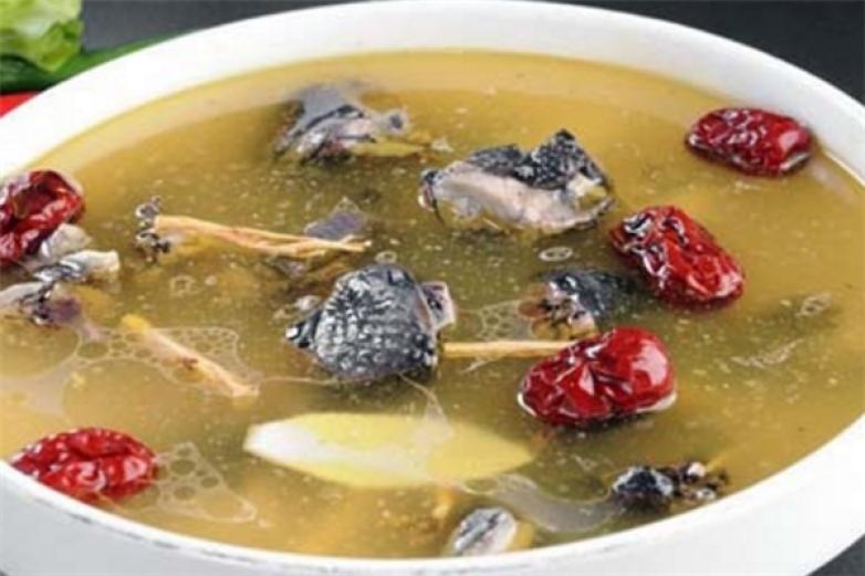 千厮仓炖鸡馆加盟