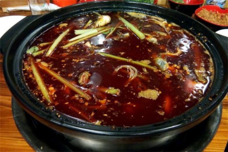 金海椒罐罐鱼加盟