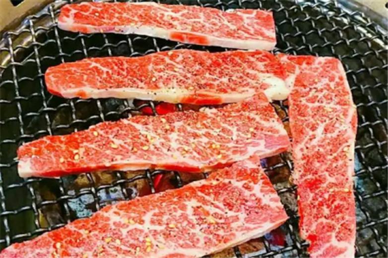 牛中牛烤肉店加盟