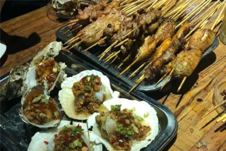 胡子海鲜烧烤加盟