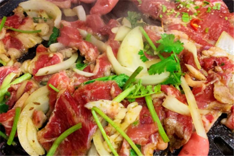 济济哈尔烤肉加盟