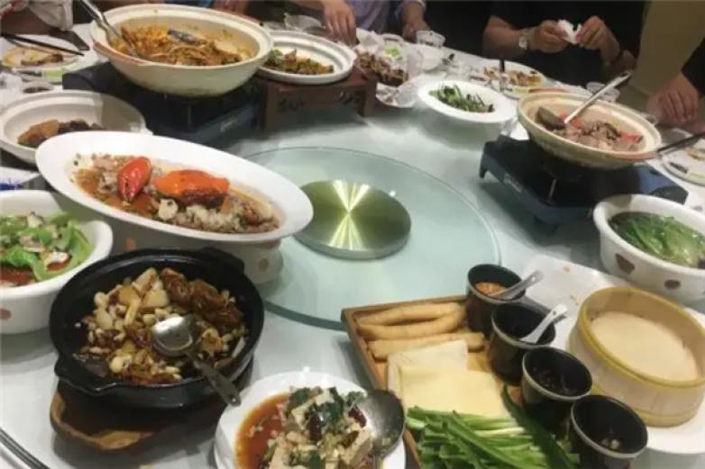 阳光海岸海鲜自助餐厅加盟