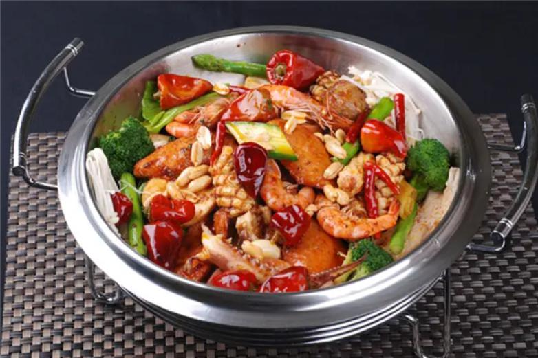 阳光麻辣香锅加盟