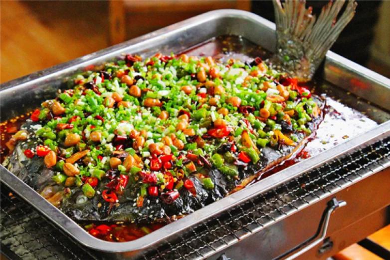 跃龙门烤鱼加盟