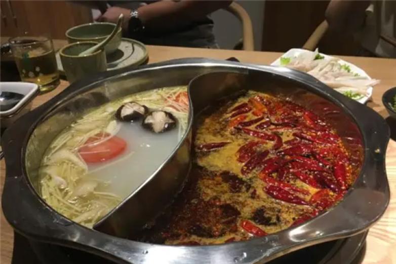 雨江水火锅加盟