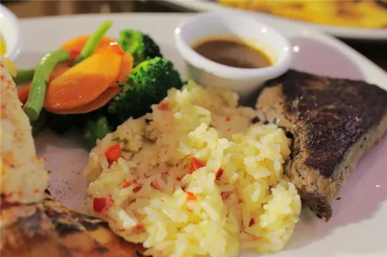 麦肯舖美式西餐加盟