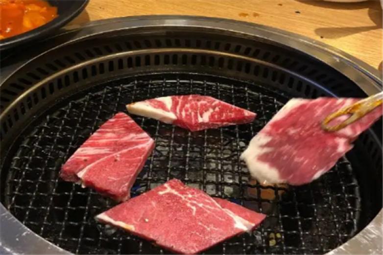 牛牛福烤肉加盟