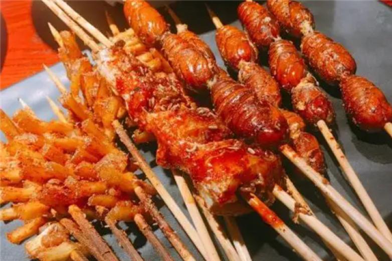 乐逍遥烧烤加盟