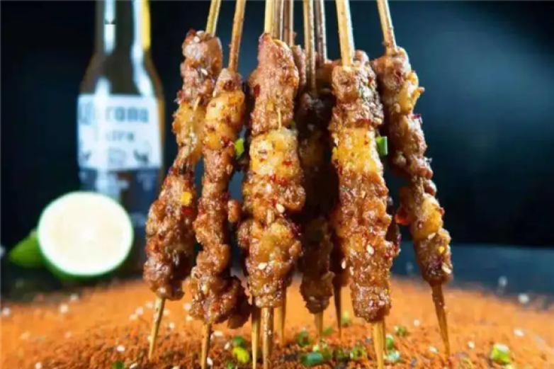 乐逍遥烧烤加盟