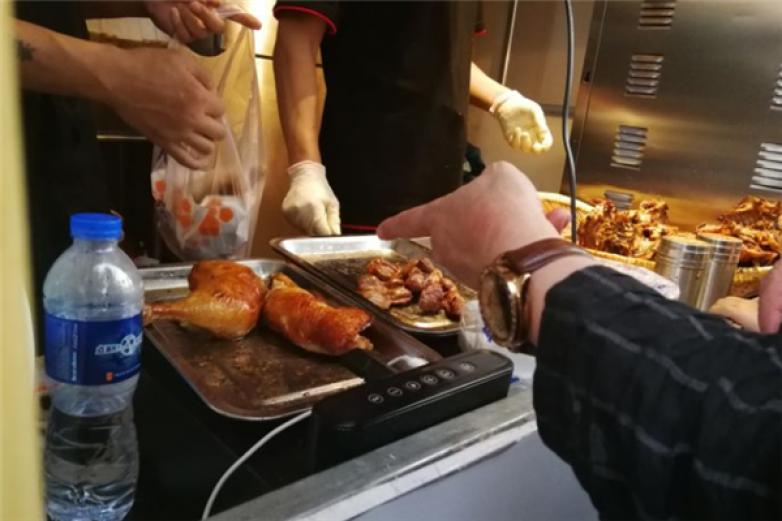 八百度电烤鸡架加盟