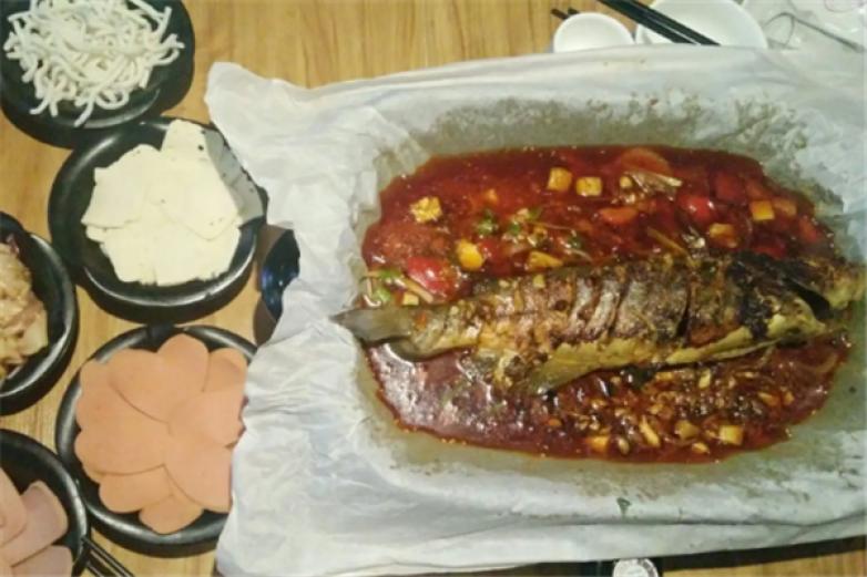 谭记纸包鱼加盟