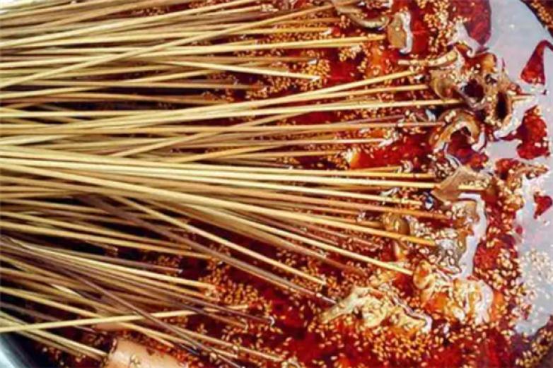 琴儿串串香小火锅加盟