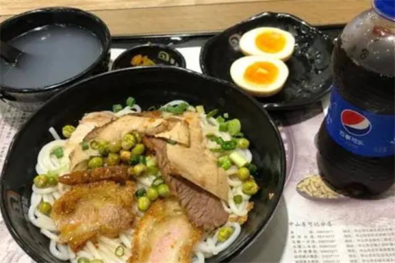 琦琦快餐米线烧烤加盟