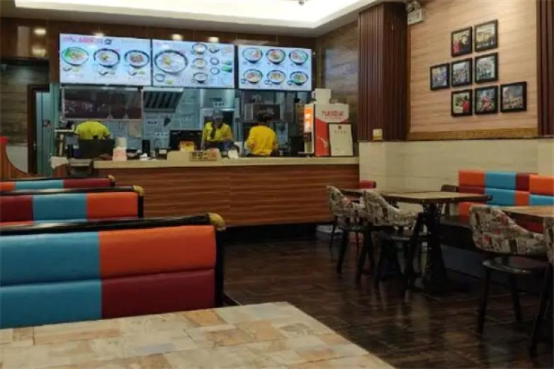 琦琦快餐米线烧烤加盟