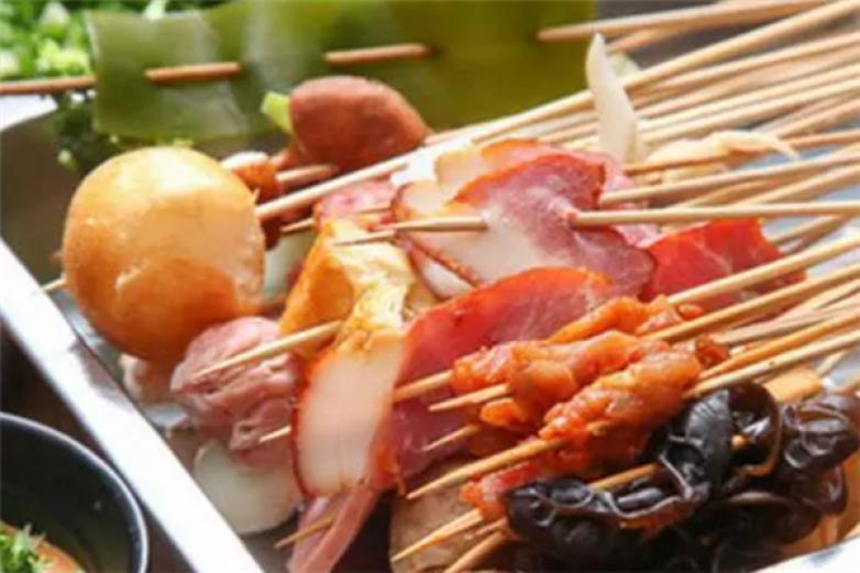 容麽麽串串香加盟