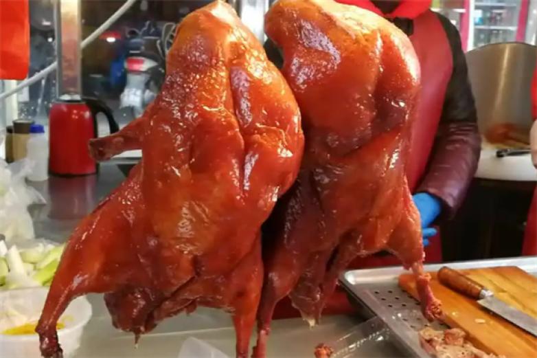 川神果木碳烤鸭加盟