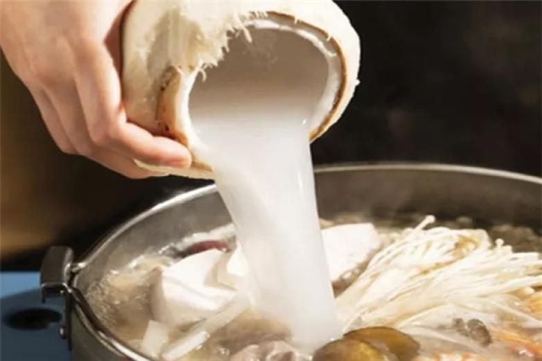 椰子鸡火锅店加盟