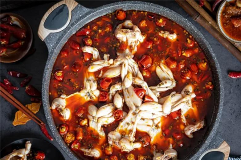 美蛙鱼头火锅店加盟