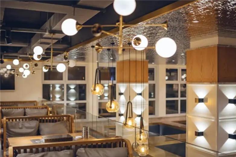 中式自选快餐店加盟