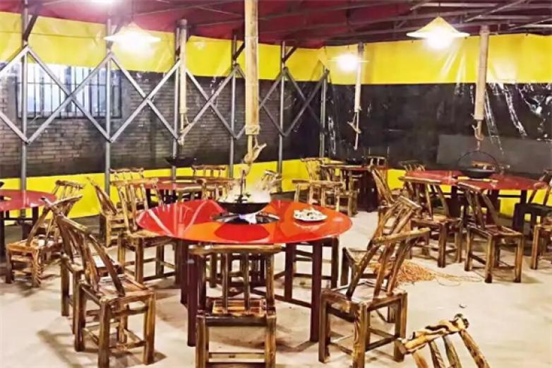 美蛙肥肠鱼加盟